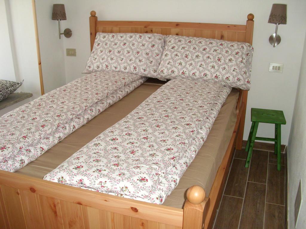 Bed and Breakfast Maison Torrent Doues Exterior foto
